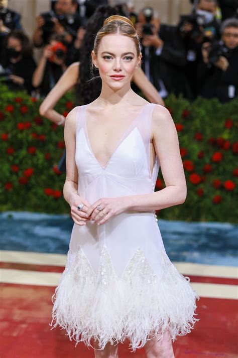 emma stone met gala 2022